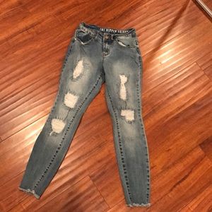 Ripped Skinny Jeans from Cotton On